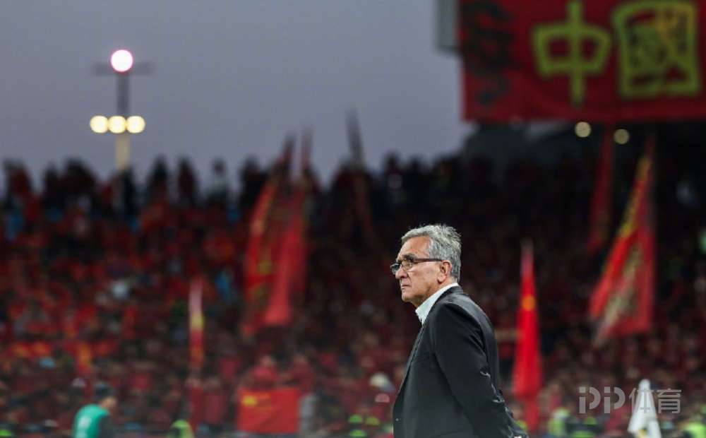 去年塔帅以,家人肖像打,动卡拉菲奥,中彩网彩票,互动竞猜平台,在线娱乐,预测挑战,中彩网彩票APP下载